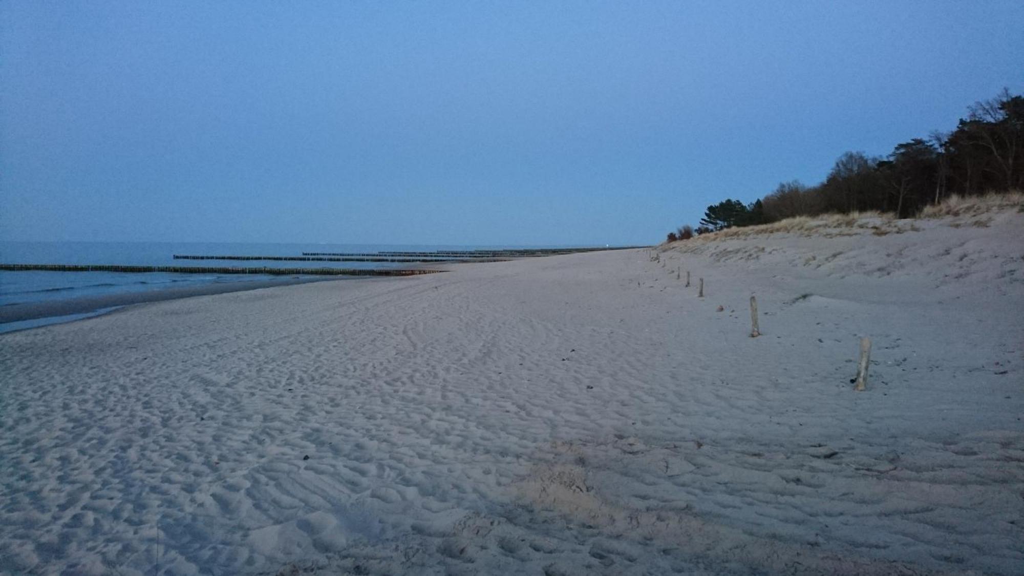 Modernes Appartment, 3 Gehminuten Zum Strand, Pool+Sauna ツェンピン エクステリア 写真